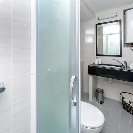 Andro Guest house 3*