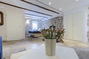 Andro Dubrovnik