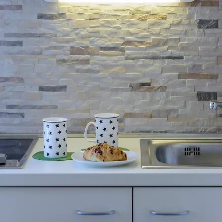 ゲストハウス Andro