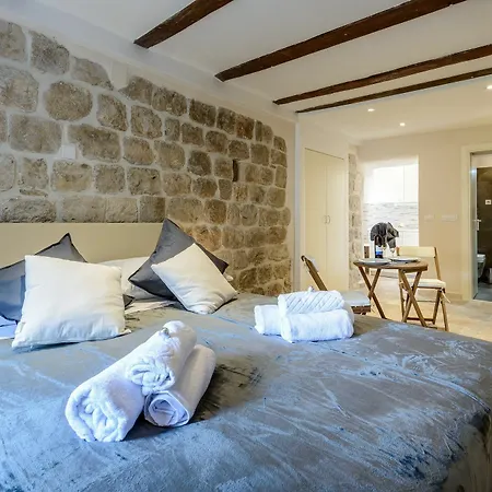 Andro Guest house