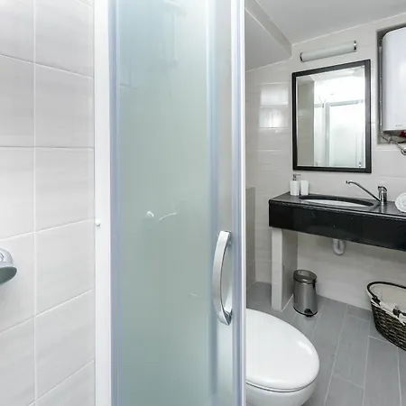 Andro Guest house 3*