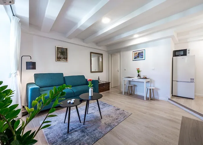 Andro 게스트하우스 3*