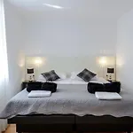 Andro Dubrovnik
