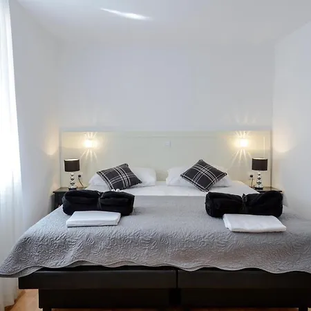 Andro Dubrovnik