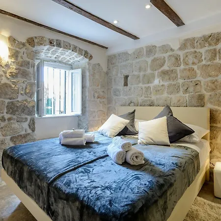 Gostinjska kuća Andro 3*