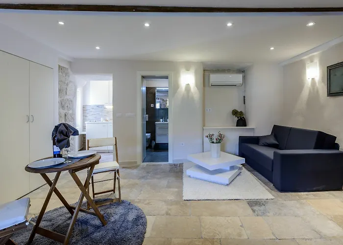 Andro ゲストハウス ドゥブロブニク