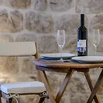 Πανσιόν Andro Ντουμπρόβνικ