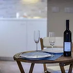 Andro Πανσιόν 3*